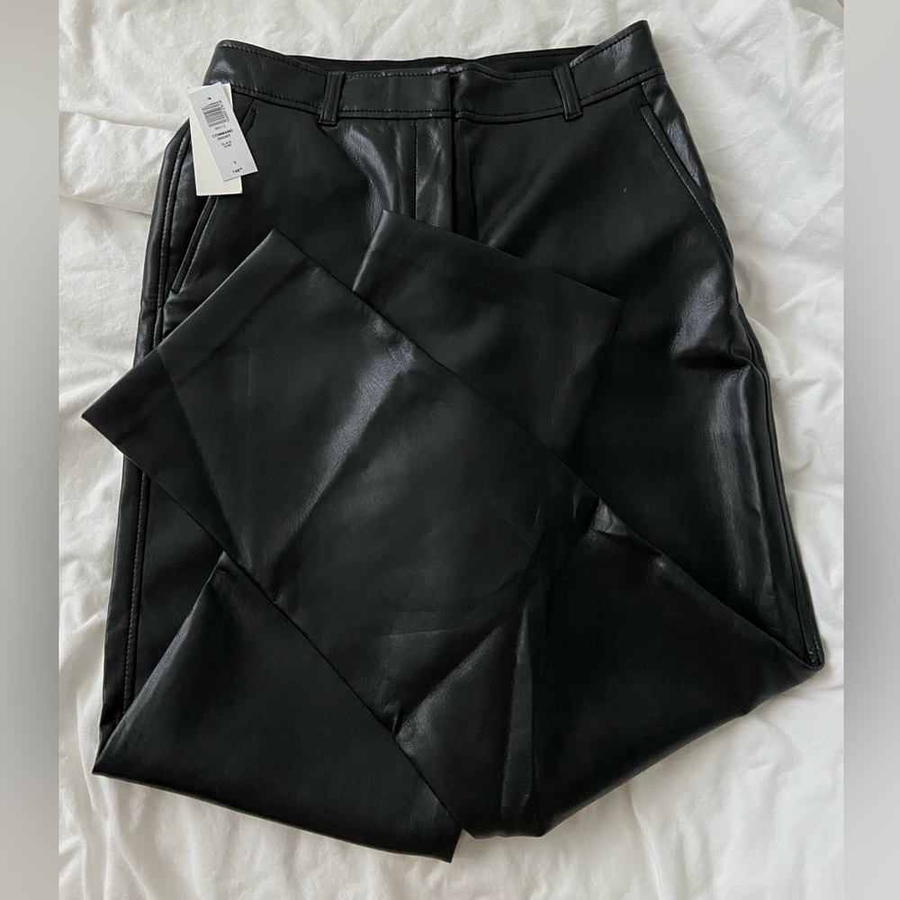 NWT Aritzia Babaton Command Pant - size 8 cropped long